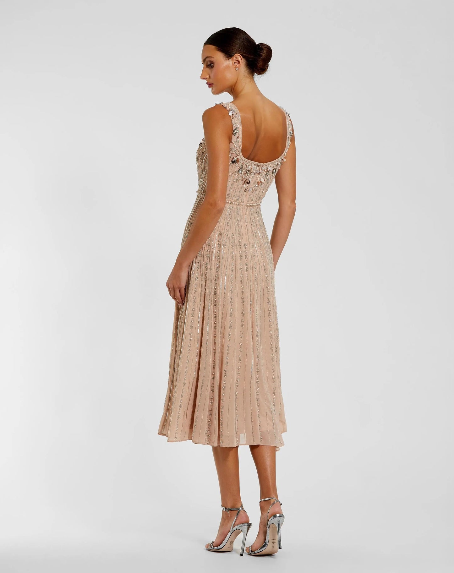 Pink Sleeveless Scoop Neck Embellished Midi Dress